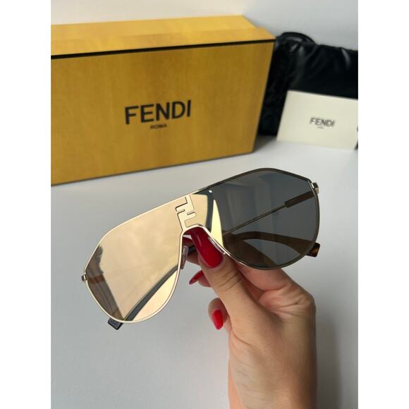 NEW Fendi FE40080U Match Rose Gold Mirrored Sunglasses